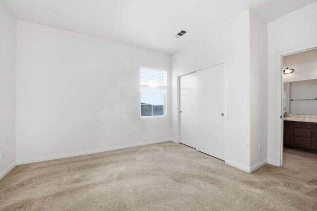 Building Photo - 1482 Franceschi Dr