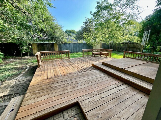 Building Photo - 12854 Westhorpe Dr