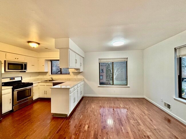 Building Photo - 366 Sandcastle Key