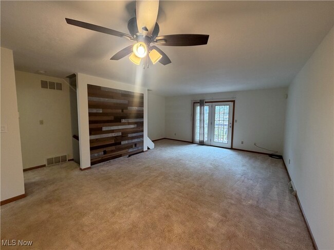 Building Photo - 6913 Tippecanoe Rd