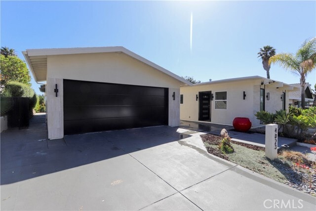 Building Photo - 4023 Calle Mayo