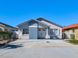 Building Photo - 6952 W 25th Ct