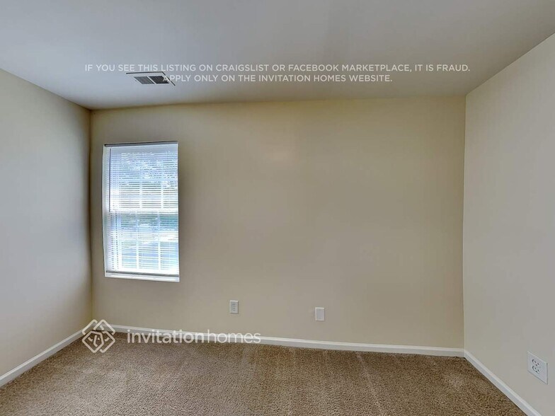 Building Photo - 911 Wind Carved Ln