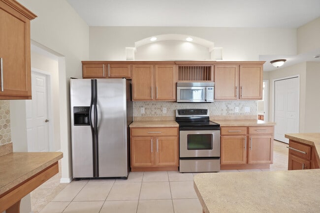 Building Photo - 5651 NW North Crisona Cir