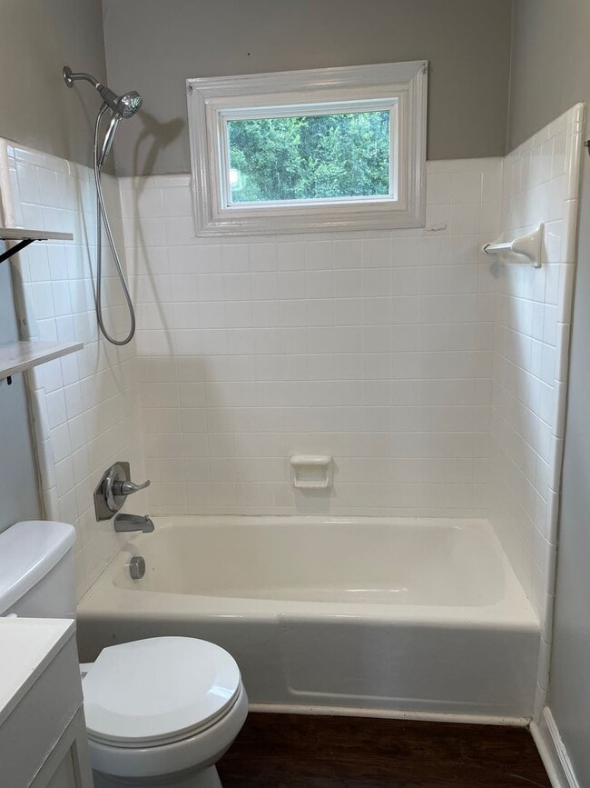 Building Photo - 2 bed, 1 bath house located in Siler City!