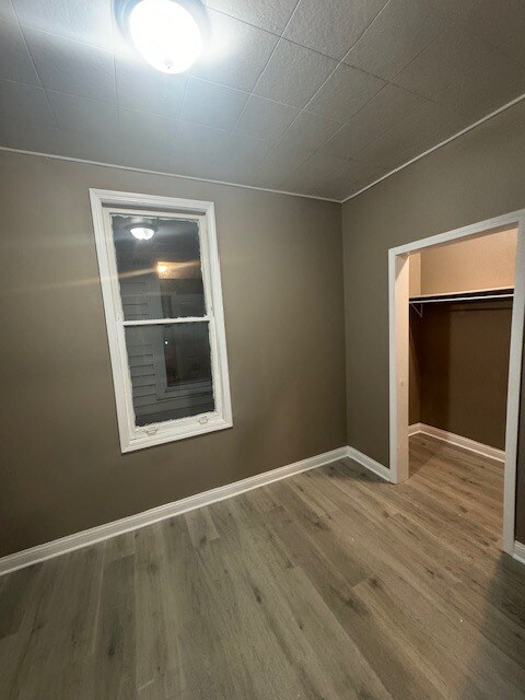 Building Photo - 8364 S Brandon Ave