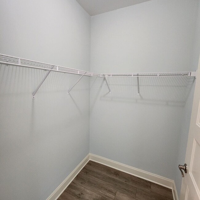 Building Photo - 2 Bedroom North Raleigh for rent