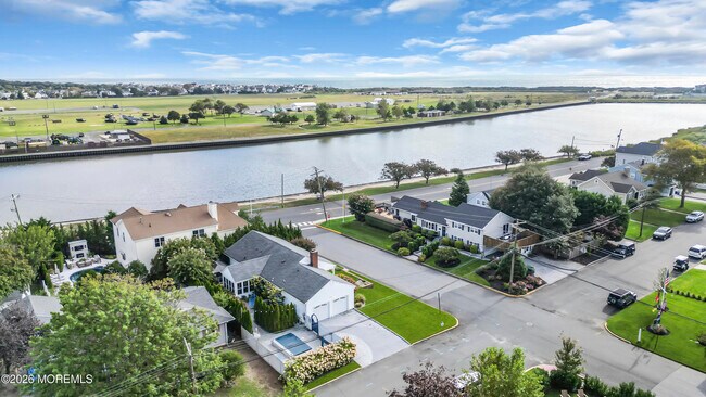 Building Photo - 67 N Farragut Ave