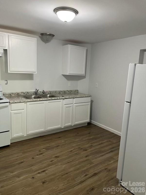 Building Photo - 2322 Shade Tree St