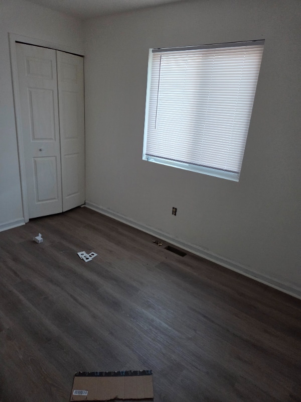 Building Photo - 17541 E 10 Mile Rd