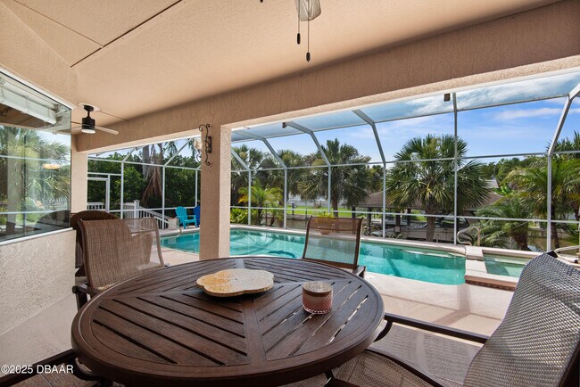 Building Photo - 15 Coolidge Ct