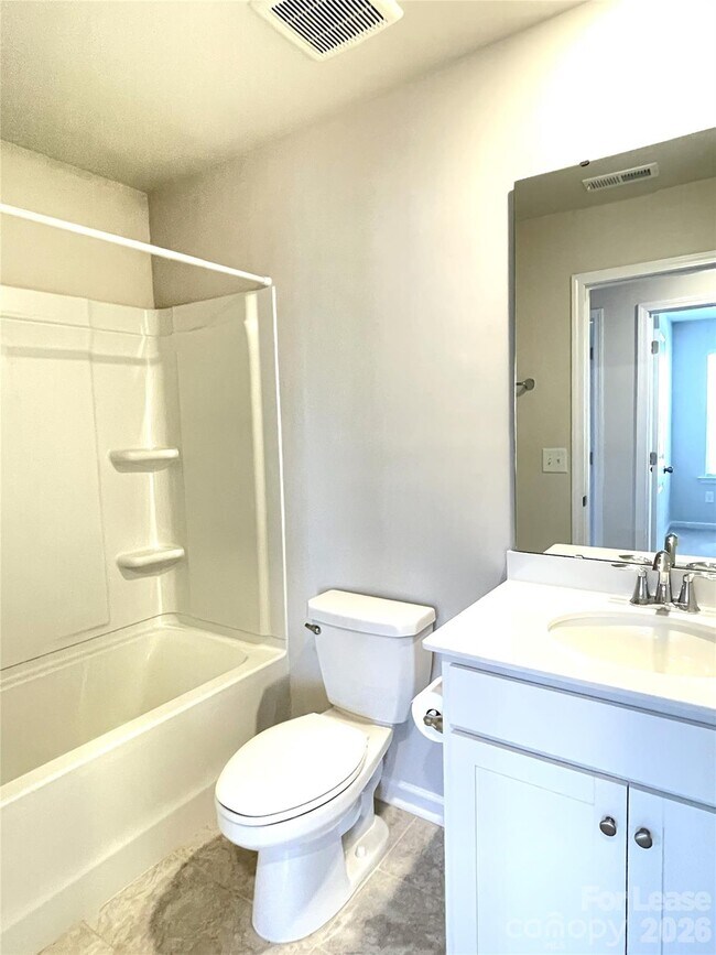 Building Photo - 14019 Martin Hill Wy