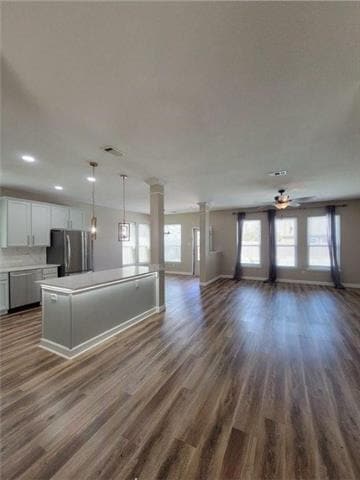 Building Photo - 107 Redwood Ln