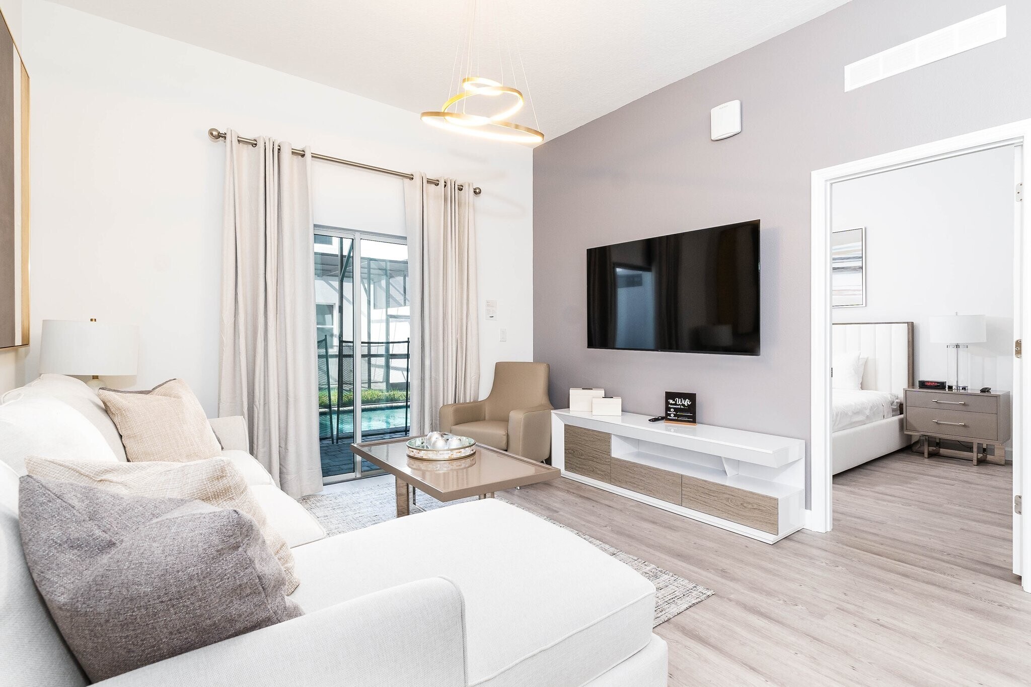 Building Photo - 395 Famagusta Dr