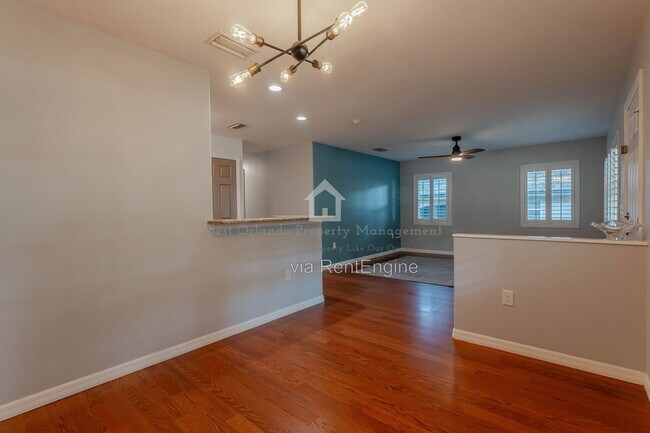 Building Photo - 2403 Mayer St