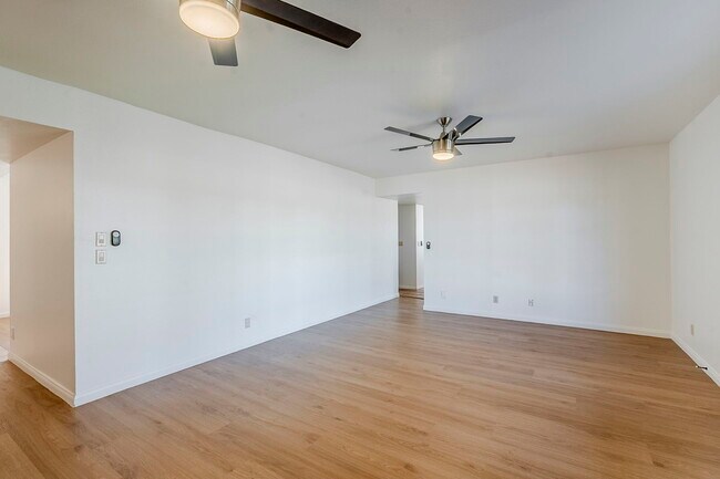 Building Photo - 834 N Constellation Way
