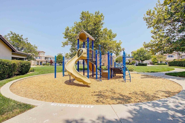 Building Photo - 26191 Cypress Union Ln