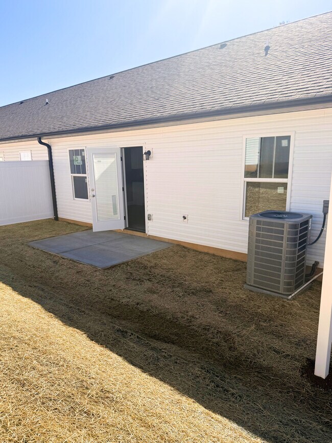 Building Photo - 7314 Woodpecker Wy