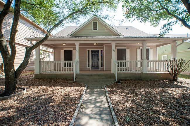 Building Photo - 140 Schmidt