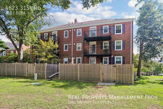 Building Photo - 4623 31st Rd S