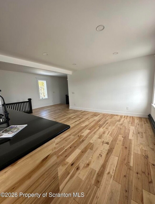 Building Photo - 200 Oak St