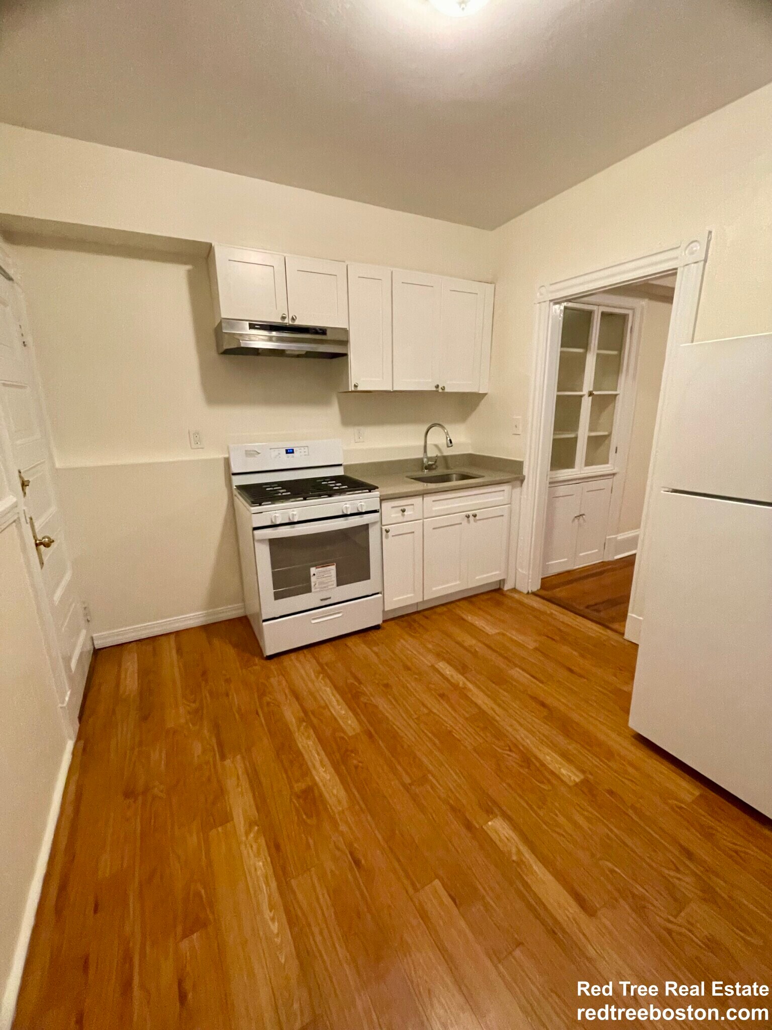 Building Photo - 885 Massachusetts Ave