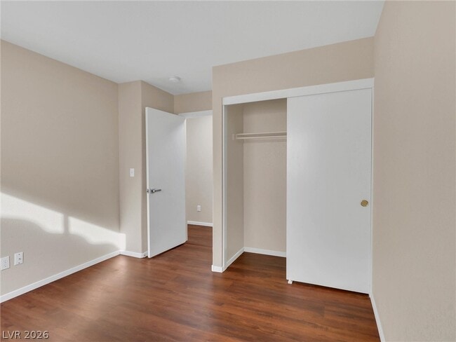 Building Photo - 122 Montesol Dr