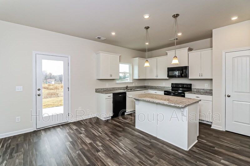 Building Photo - 21 Thacker Trl