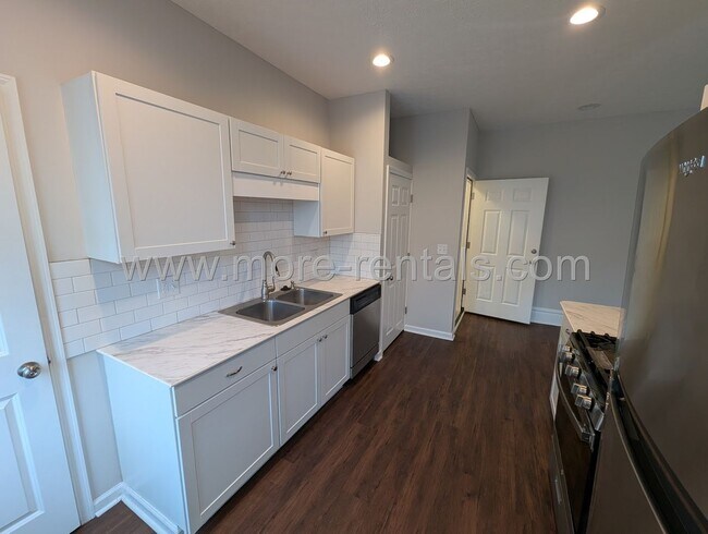 Building Photo - 1090 Parsons Ave