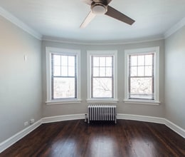 Building Photo - 0 bedroom in Chicago IL 60613
