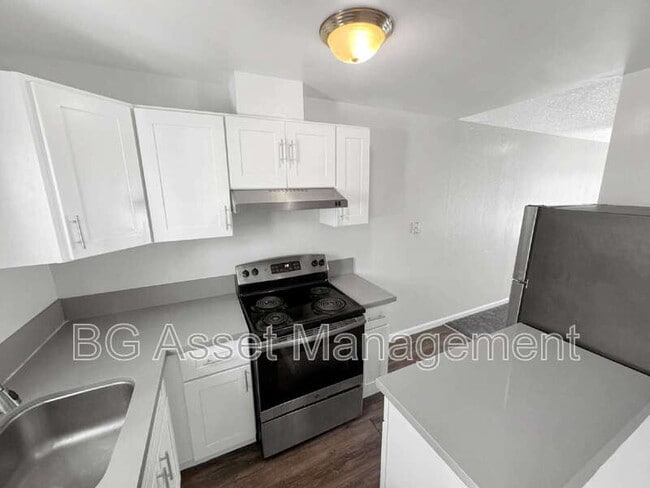 Building Photo - 110 Avian Dr