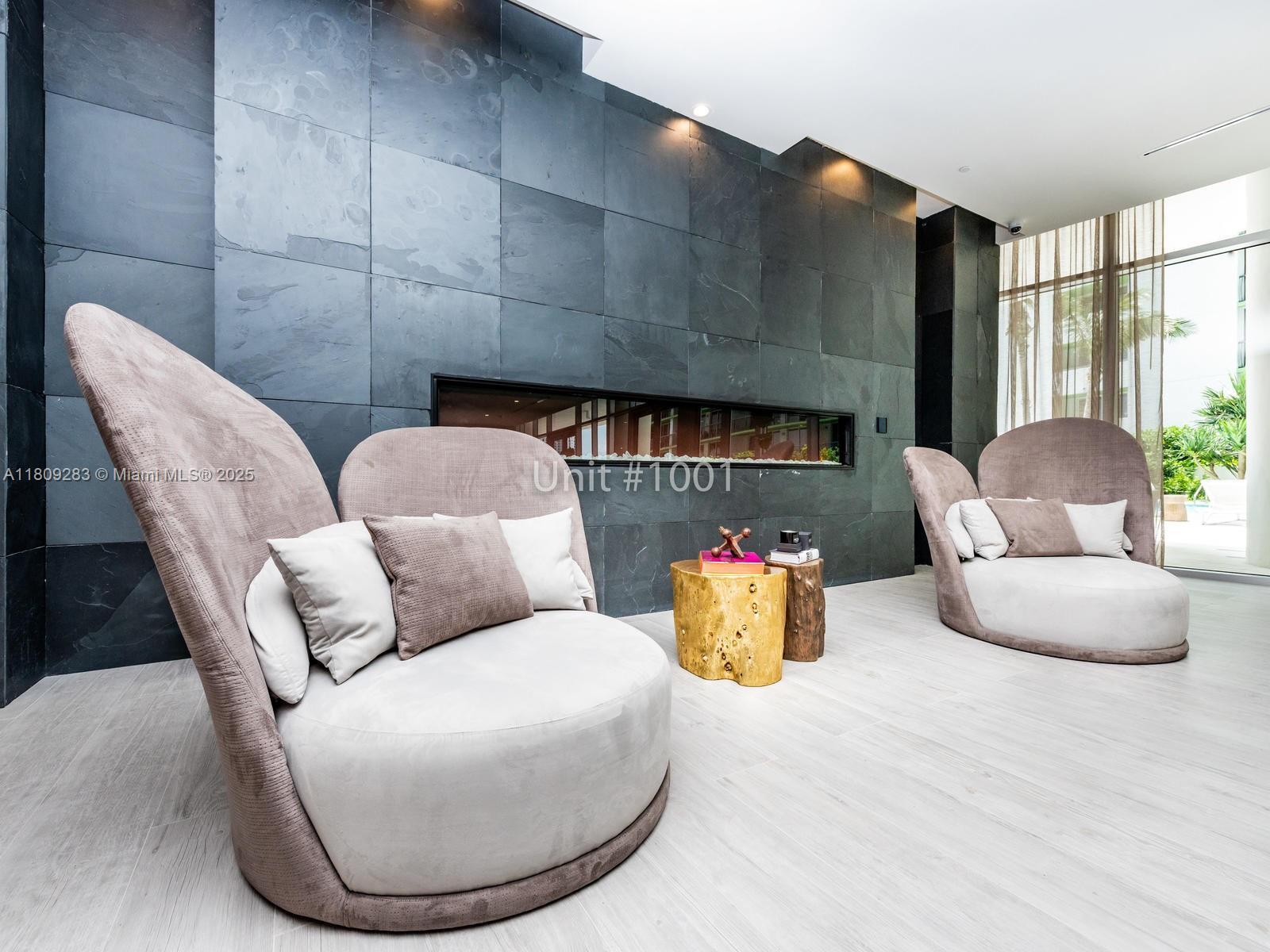 Building Photo - 488 NE 18th St