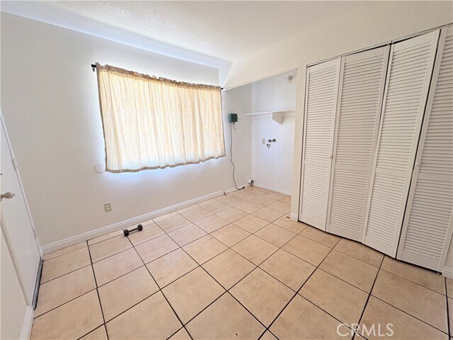 Building Photo - 23214 Sonnet Dr