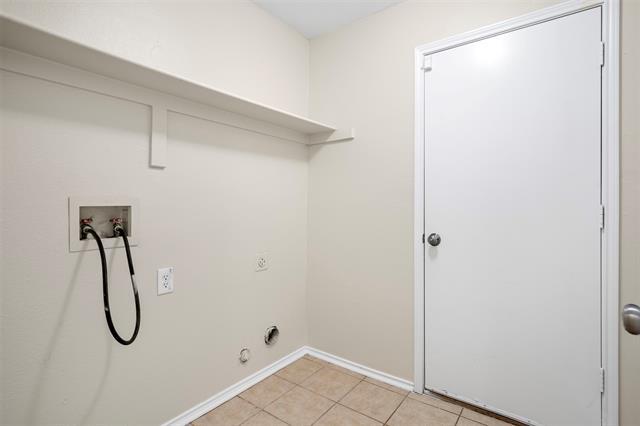 Building Photo - 237 Willow Creek Dr