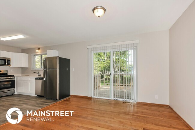 Building Photo - 1445 Jackson Ln