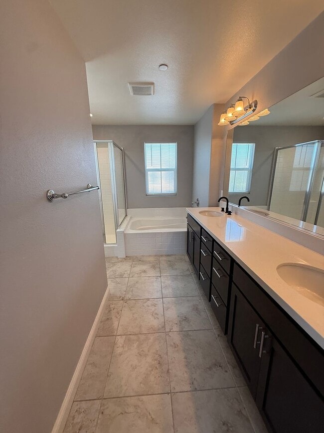 Building Photo - Beautiful Newer Two Story Home in The Gated Community of HG Gardens