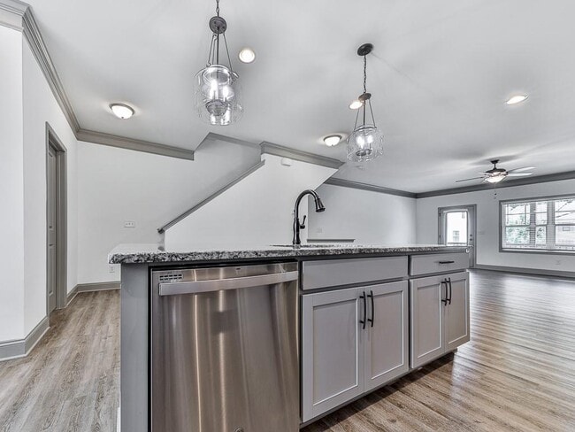 Building Photo - 419 Stovall Pl