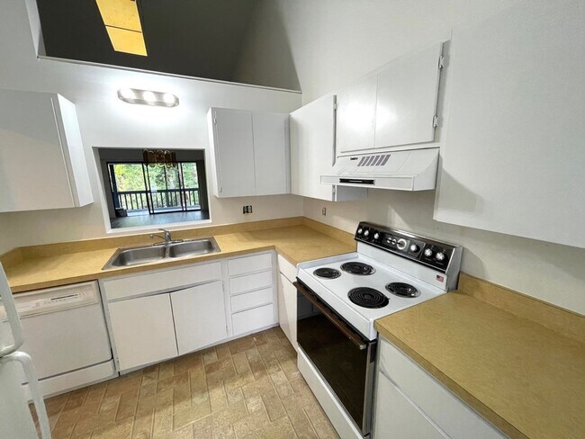 Building Photo - Spacious 2Bed/2Bath Condo for Rent!! Sarasota