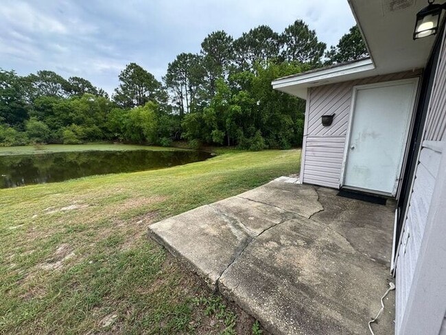 Building Photo - Gulf Breeze - Greenbriar Estates - 2 bedro...