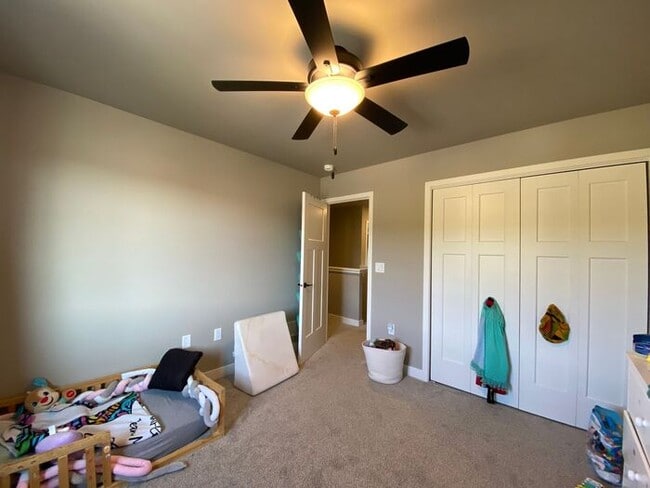 Building Photo - $2,600 | 4 Bedroom, 3.5 Bathroom House | Pets Negotiable | Available for a January 1st, 2026 Move...