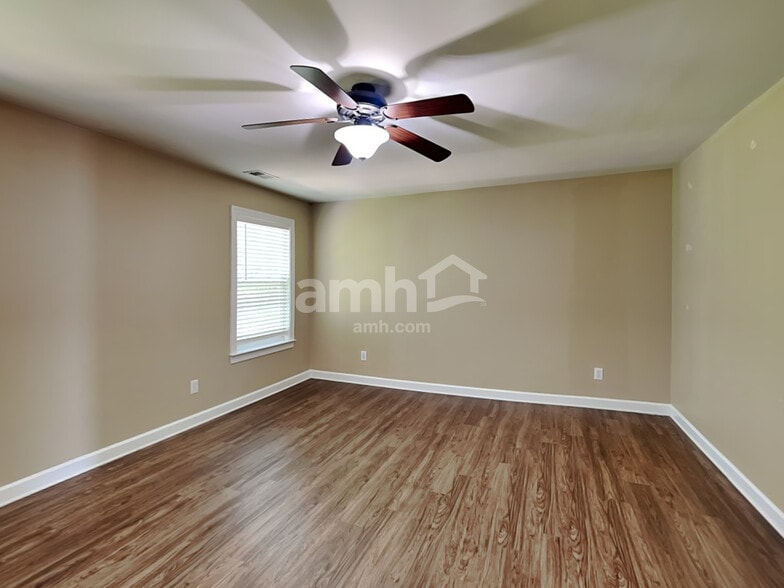 Building Photo - 2713 Twin Ash Ct