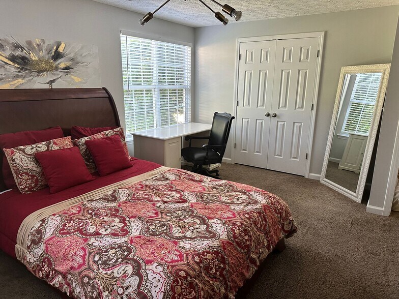 Bedroom 2 - 2952 Lake Hollow Rd