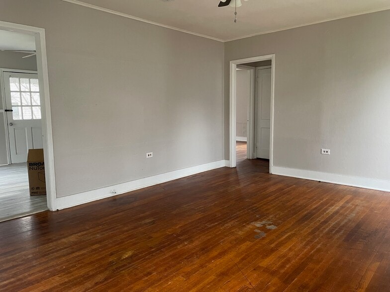 Living Room - 1101 Tillman Dr