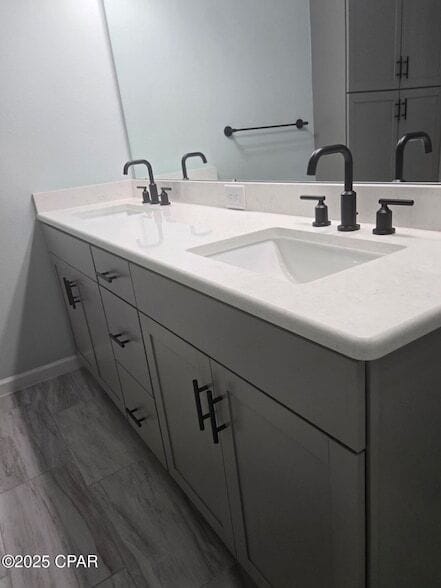 Building Photo - 8676 Weekend Dr