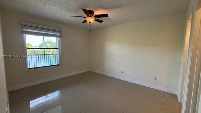 Building Photo - 15077 SW 103rd Terrace