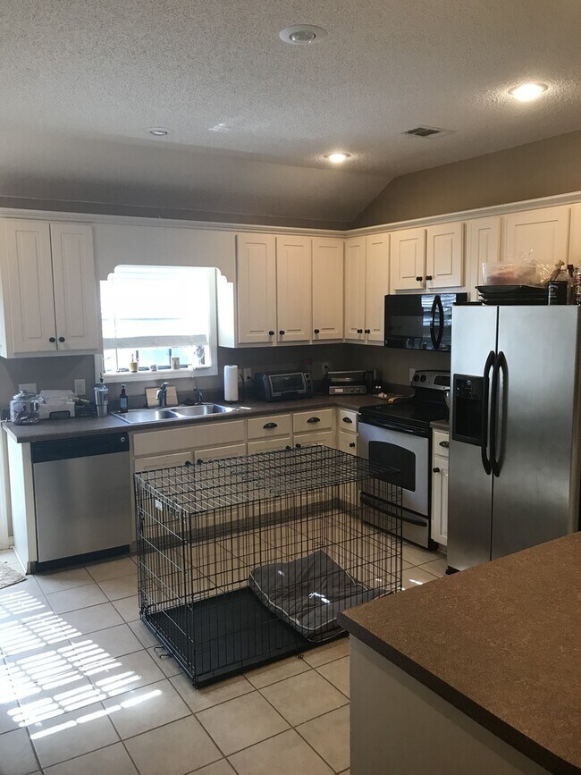 Building Photo - 106 Bailey Patricia Ave