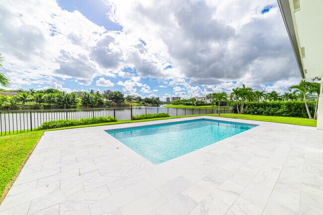 Building Photo - 3018 Safflower Cir