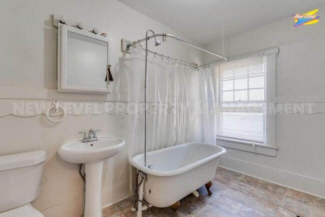 Building Photo - 339 N Holyoke Pl