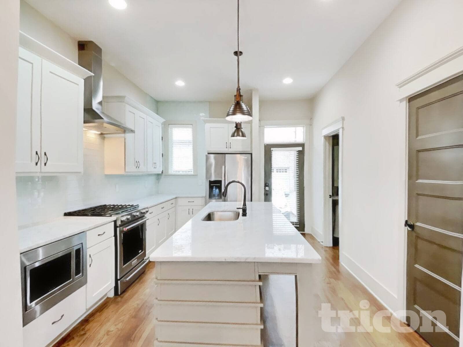 Building Photo - 6813 Charlotte Pike