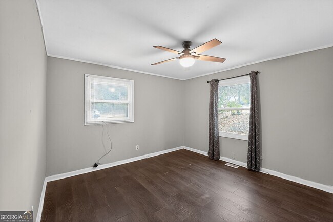 Building Photo - 1068 Rebel Forest Dr SE